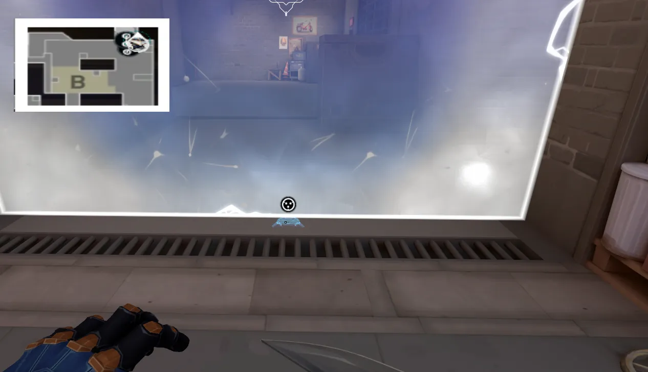 Cypher Trapwire on Split Defense Site B — step 5 of 7: Aim — line up the shot