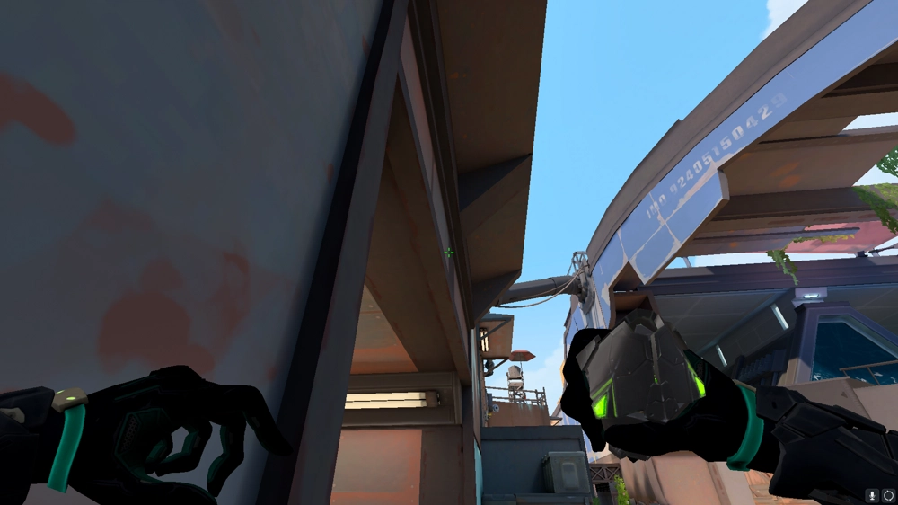 Viper Poison Cloud on Breeze Defense Mid — step 2 of 4: Aim — line up the shot