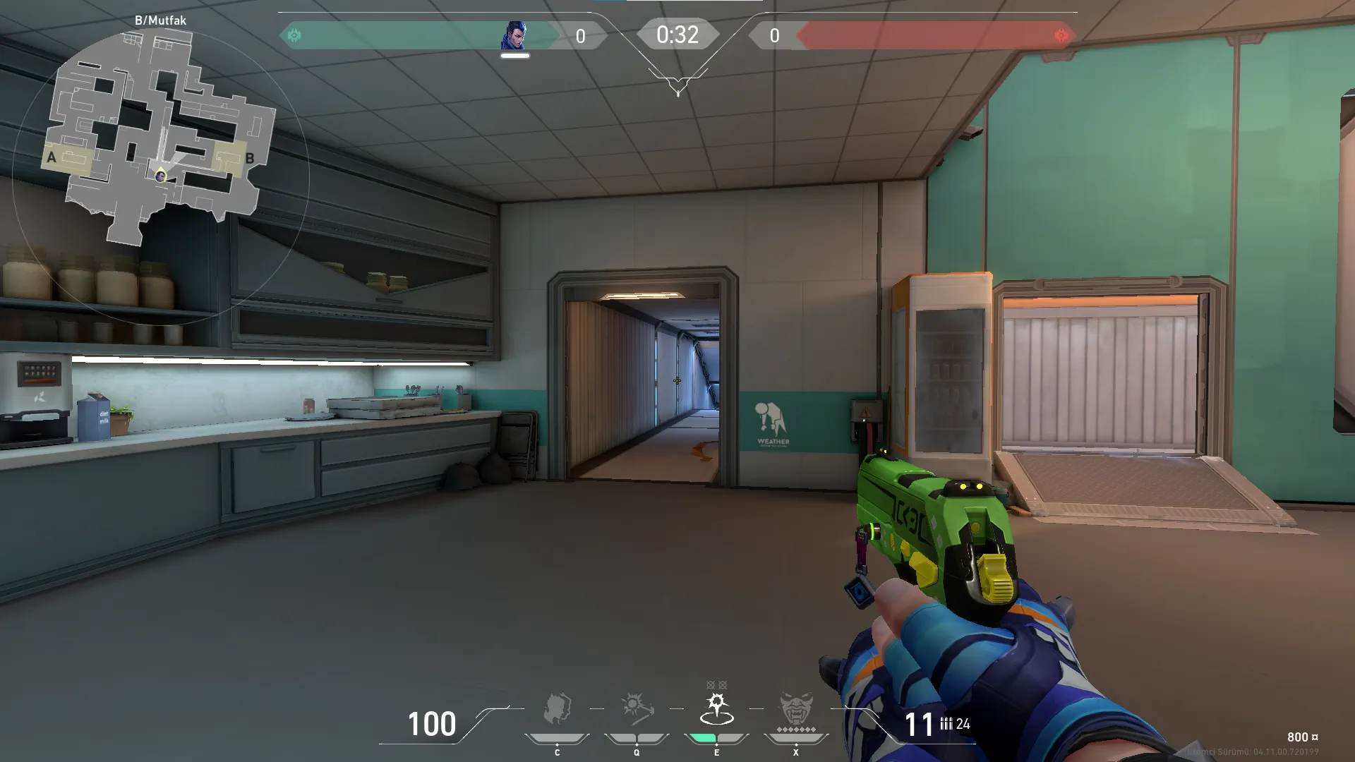 Yoru Gatecrash on Icebox Defense Site B — step 3 of 4: Aim — line up the shot