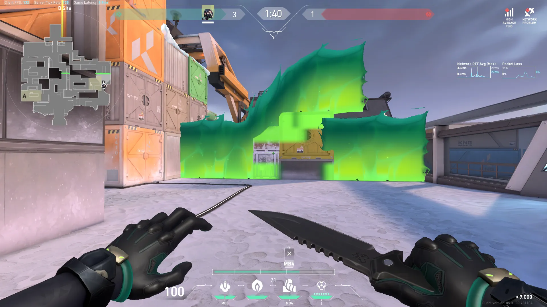 Viper Toxic Screen on Icebox Attack Mid — step 3 of 4: Aim — line up the shot